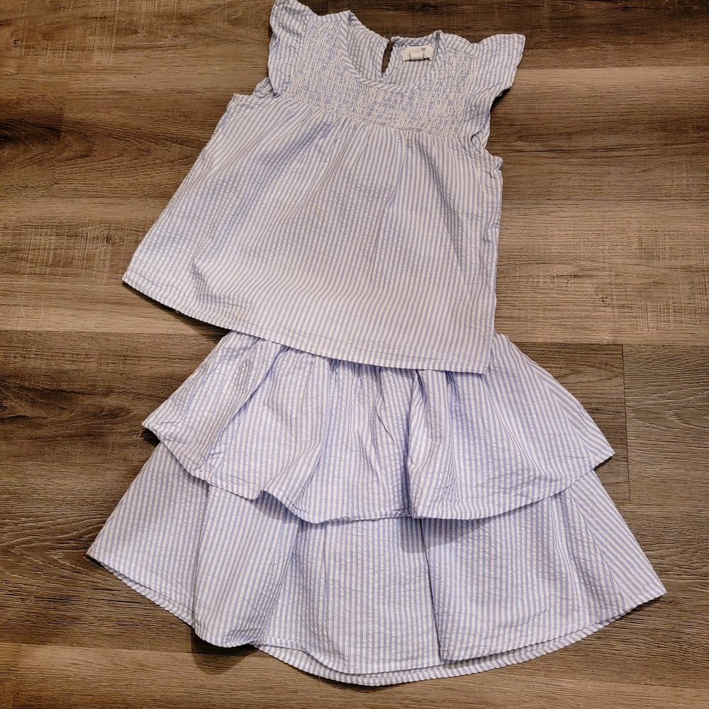 Crown & Ivy White and Blue Striped  Tiered Skirt Size 14  100% Cotton